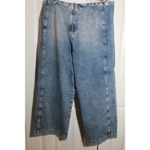 Pilcro Anthropologie Kick Mid Rise Cropped Wide Leg Jeans sz 31 - Picture 3 of 5